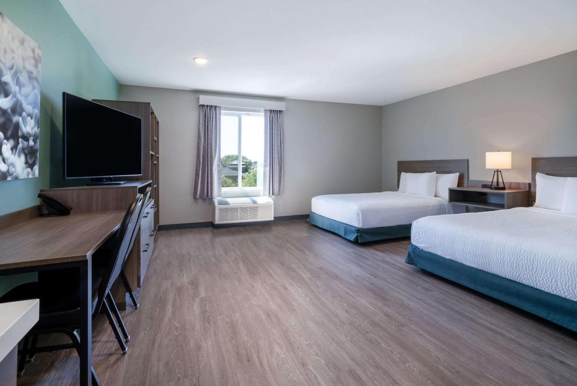 Echo Extended By Wyndham Richmond West Hotel