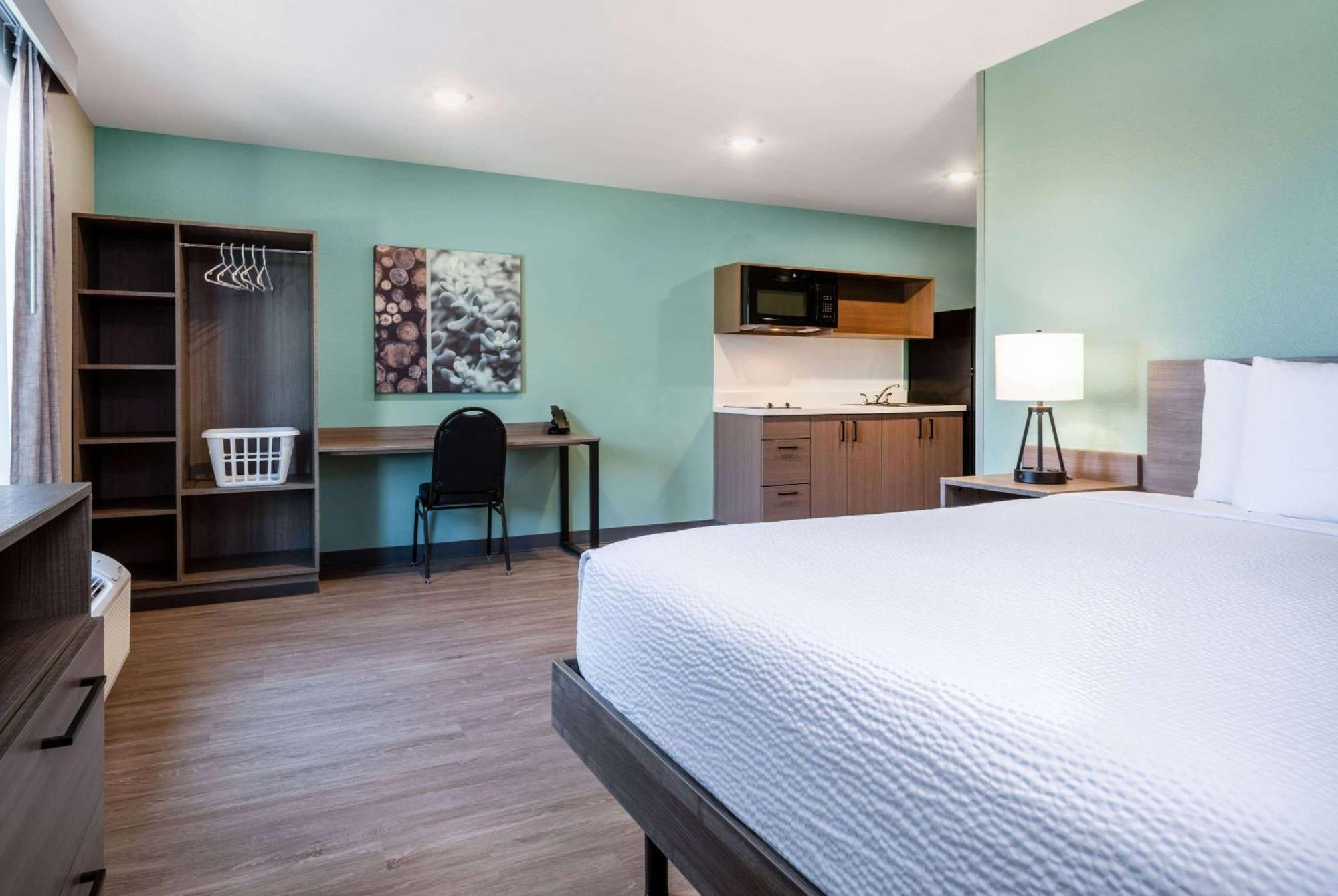 Hotel Echo Extended By Wyndham Richmond West